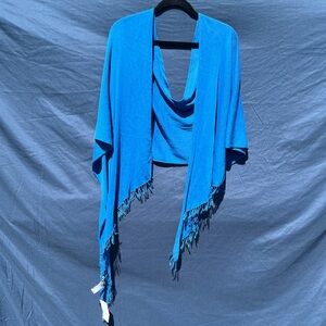 100% Mako Cotton NWT Vince blue scarf/shawl one size natural fibers